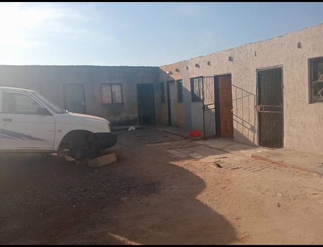 2 BEDROOM HOUSE FOR SALE IN MAMELODI EAST